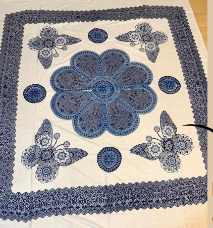 Tapiz / Manta Multiusos "ISHANI" – Diseño Étnico de Mariposas & Mandala Flor en Azul Índigo