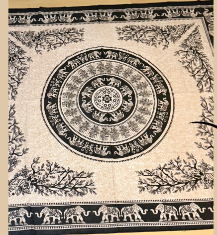 Tapiz / Manta Multiusos "KIRAN" – Tigres, Elefantes & Árbol de la Vida en Blanco y Negro