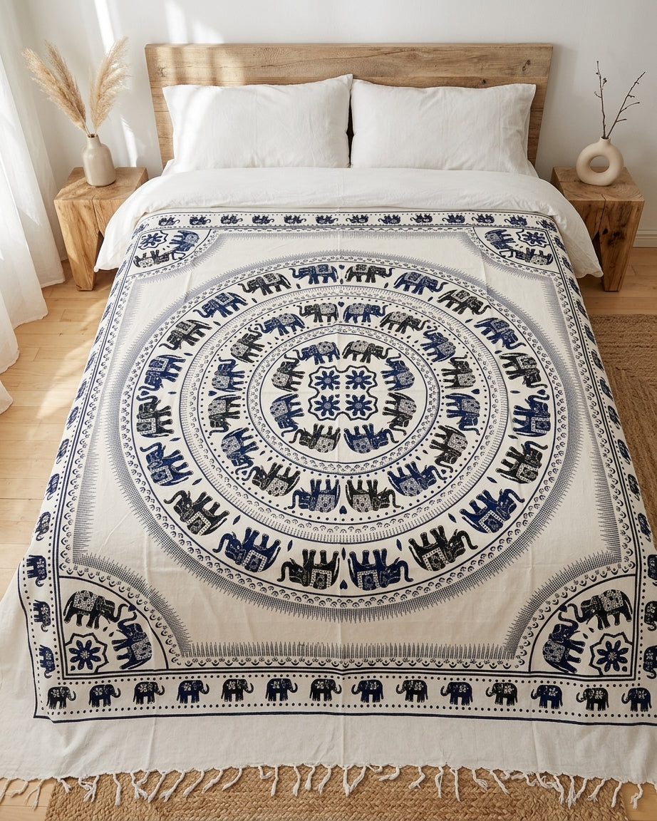 Tapiz / Manta Multiusos "LALITA" – Elefantes Sagrados, Flores & Flecos en Azul Marino y Blanco